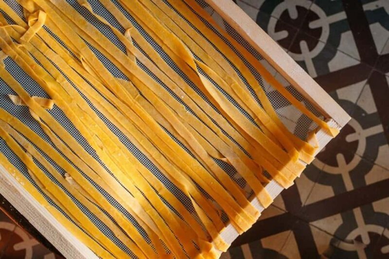 Los Angeles: Handmade Spaghetti with Italian Mamas & Lunch - Discovering Pasta Alla Chitarra in Los Angeles
