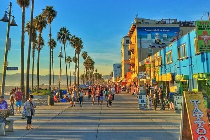 Los Angeles Must-See Attractions private Car Tour With A Guide - Introduction to the Tour Experience