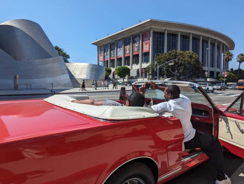 Los Angeles: Private Tour in a 1965 Mustang Convertible - Key Points