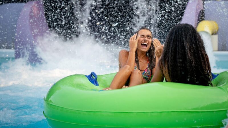 Los Angeles: Raging Waters Admission Ticket - Who Will Love Raging Waters?