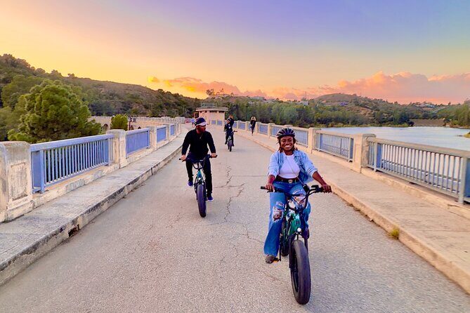 Los Angeles: Scott E-Bike Tours to the Hollywood Sign - Authentic Experiences from Fellow Travelers
