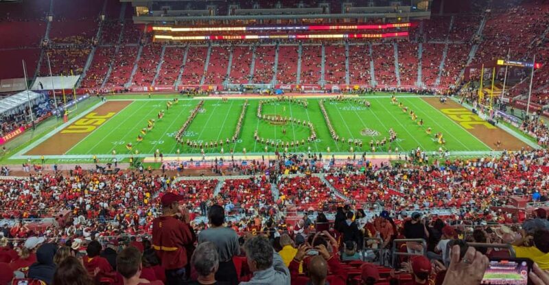 Los Angeles: USC Trojans College Football Game Ticket - The Stadium and Surroundings