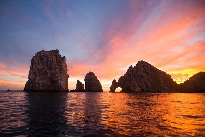 Los Cabos Private Yacht Whale Watching Tour, Snorkel and Drinks - Review Highlights from Past Guests