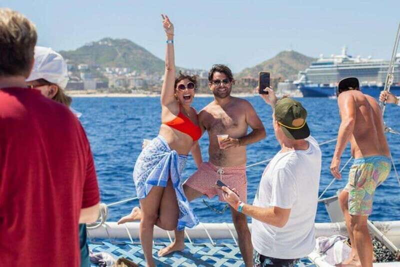 Los Cabos: Snorkeling Tour with Lunch and Open Bar - Authenticity and value