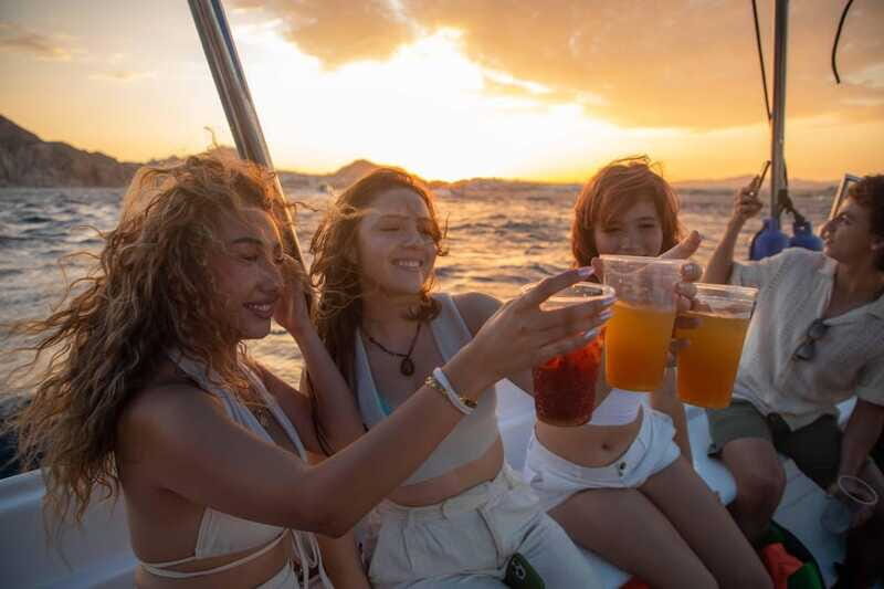 Los Cabos: Sunset Boat Tour to the Arch and Sea Lions - Who Will Love This Tour?