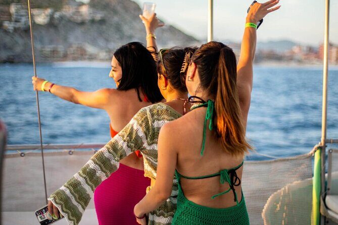 Los Cabos Sunset Party Cruise - Frequently Asked Questions