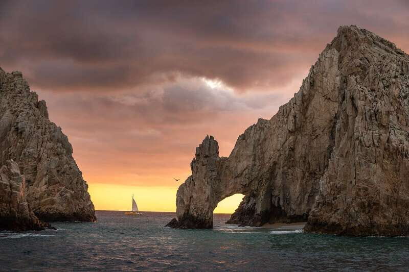 Los Cabos: Transparent Boat Tour with Optional City Tour - Who Should Consider This Tour?