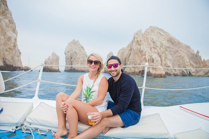 Los Cabos Whale Watching Adventure with Snacks and Drinks - A Closer Look at the Whale Watching Experience