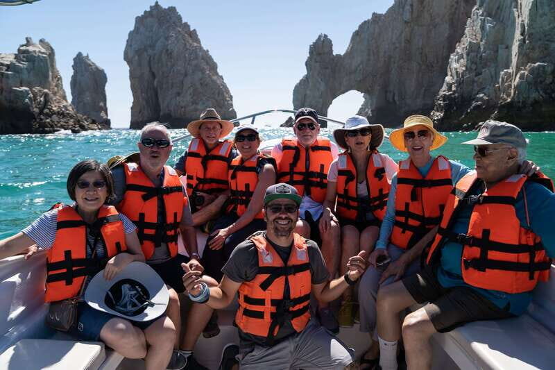 Los Cabos: Whale Watching (Transport and Pictures Included) - Key Points