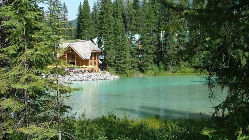 Louise Louise, Banff Gondola, Minnewanka & Emerald Lakes - Authenticity and Traveler Perspectives