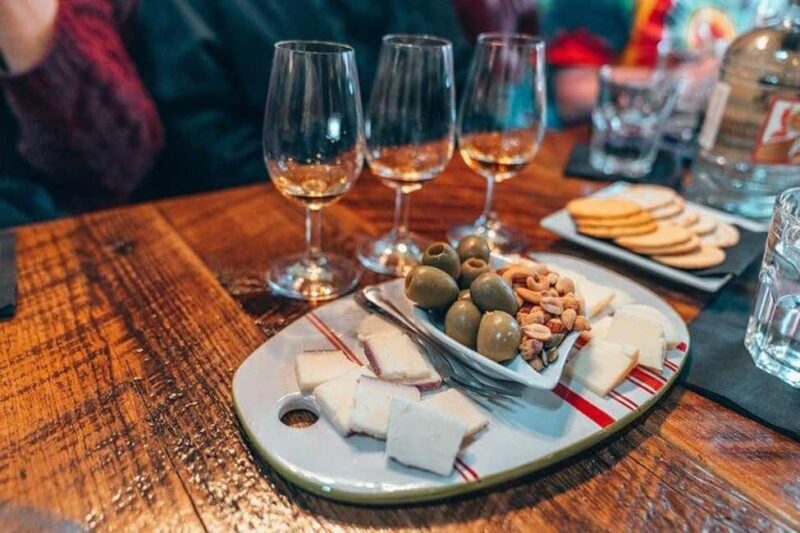 Louisville: 3-hr Walking Bourbon Tour with Paired Dishes - Authenticity and Authentic Experiences