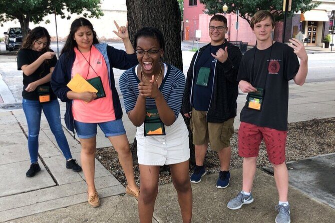 Louisville City Scavenger Hunt Excursion by Wacky Walks - Key Points