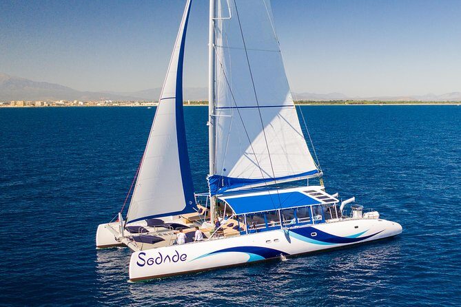 Lounge Catamaran SODADE Half-Day - A Full Breakdown of the Experience