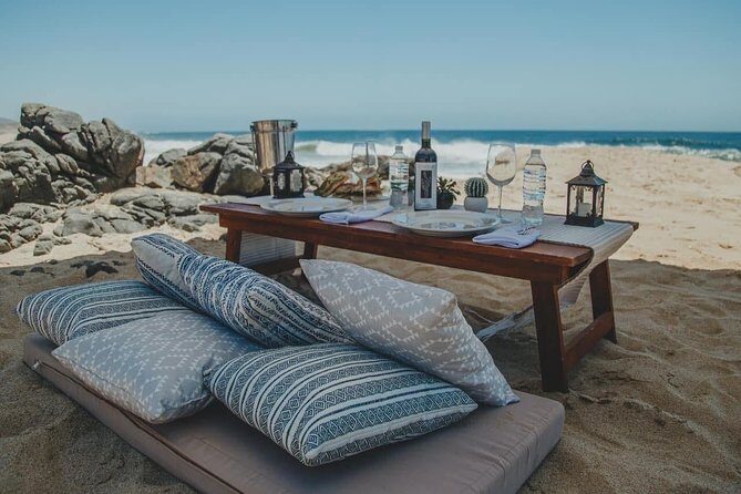 Love is in the air! Private horseback ride on the beach and sunset dinner! - FAQ