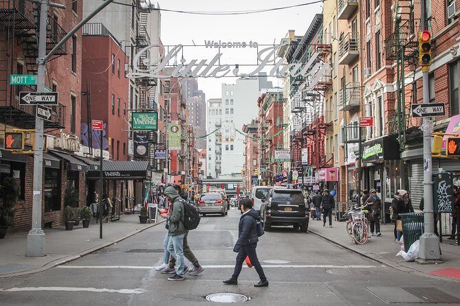 Lower Manhattan: Discover Chinatown, Soho, & Little Italy - A Deep Dive into the Experience