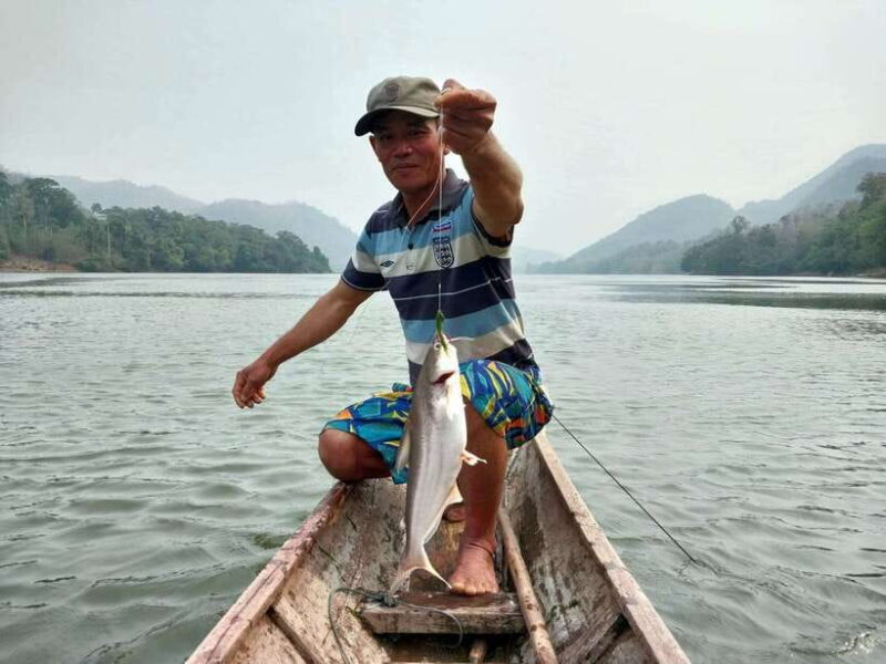 Luang Prabang: Mekong Fishing with a Local Fisherman & Lunch - Key Points