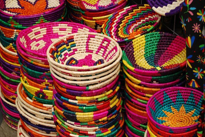 Lucha libre show & Pulque tasting by bicycle - Key Points