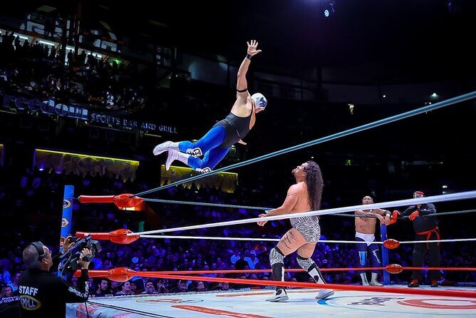 Lucha Libre VIP EN Front Row at Arena México - The Sum Up