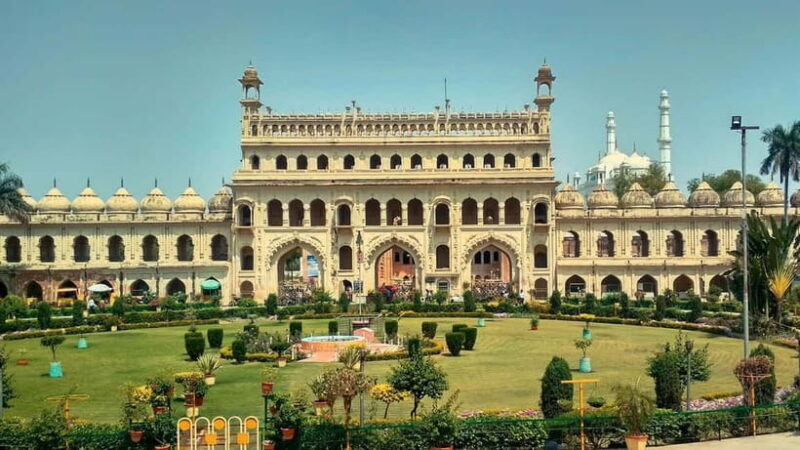 Lucknow: Private Day Tour with Lunch and Hotel Pickup - Exploring the Architectural Marvels of Lucknow