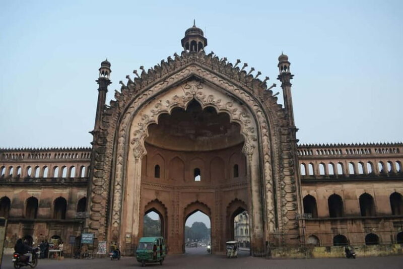 Lucknow: Private Day Tour with Lunch and Hotel Pickup - A Taste of Lucknow’s Culinary Heritage