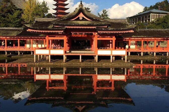 Luggage Pick NARITA or HANEADA airport & Deliver Tokyo 32 Ward - A Closer Look at the Hiroshima & Miyajima Private Tour