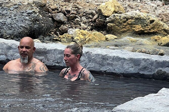 Lunch break,Mud Bath,Water Fall & beach break group tour - Key Points