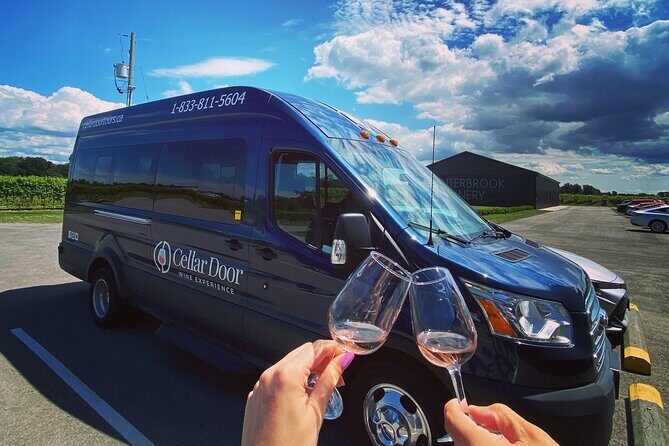 Lunch in the Vineyard: A Scenic Niagara Wine Tour Experience - What Makes This Tour Stand Out