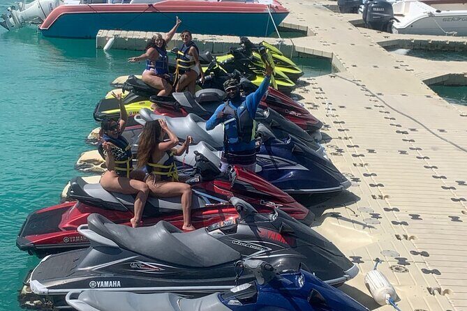 Lunch Seafari to pristine cays, shipwreck and lunch at TIKI BAR - Authentic Experience and Safety