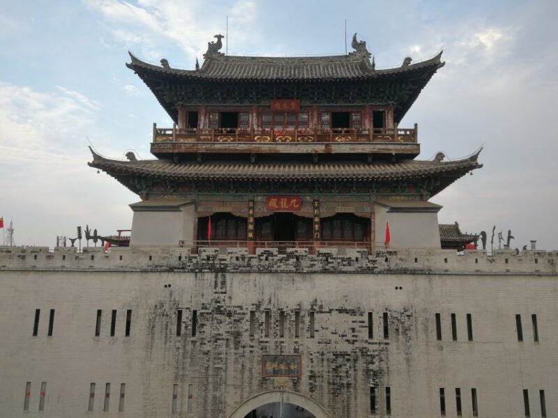 Luoyang Classic Day Tour Longmen Grottoes Old Twon Explore - Who This Tour Is Best For