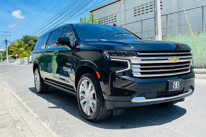 Luxe Black Car Transfer Cap Cana, Bavaro & Punta Cana Airport - What to Expect from the Luxe Black Car Transfer