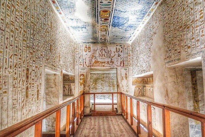 Luxor East and West Bank: Valley of the kings, Habu Temple,Karnak&Luxor Temples - An In-Depth Look at the Luxor East and West Bank Tour