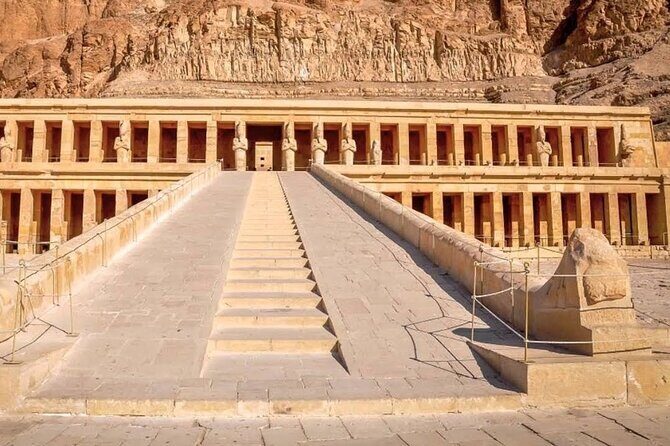Luxor : Full Day Tour to Luxor West and East Banks & Lunch - The Sum Up
