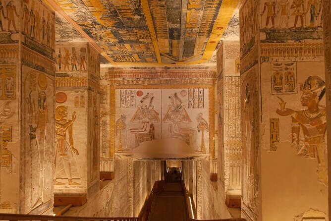 Luxor Half-day Valley of the King &Hatshpsut and Memnon - Memnon Colossi
