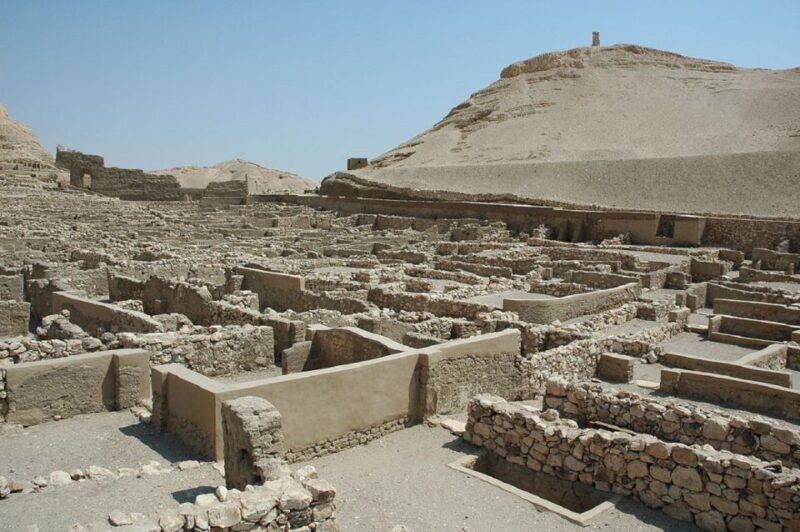 Luxor: Hot Air Balloon & Private tour to West bank and Lunch - Key Points