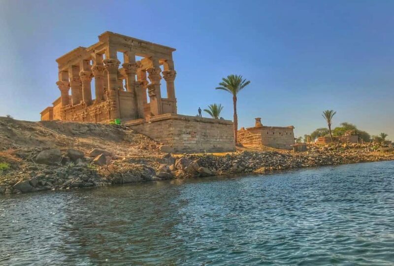 Luxor: Private 2-Day Tour to Philae & High Dam & Abu Simbel - Key Points