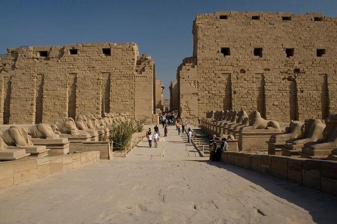 luxor private day tour from Hurghada - Starting Off: Picking Up and Traveling to Luxor