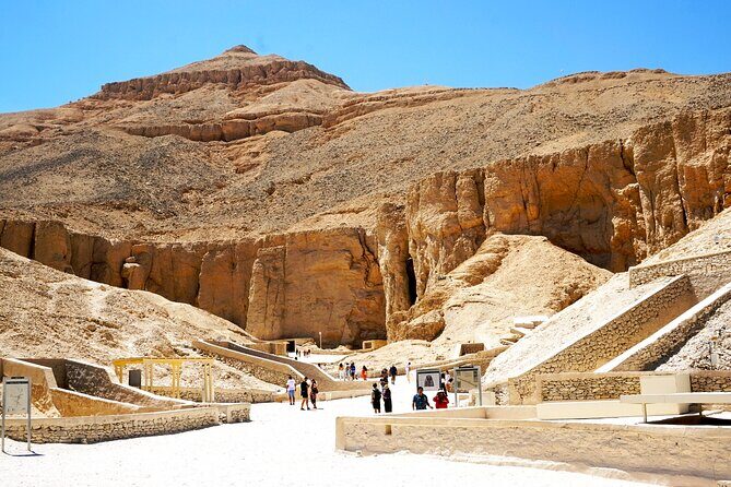 Luxor Small Group Tour Valley of Kings with Lunch from Hurghada - Additional Sights and Souvenirs