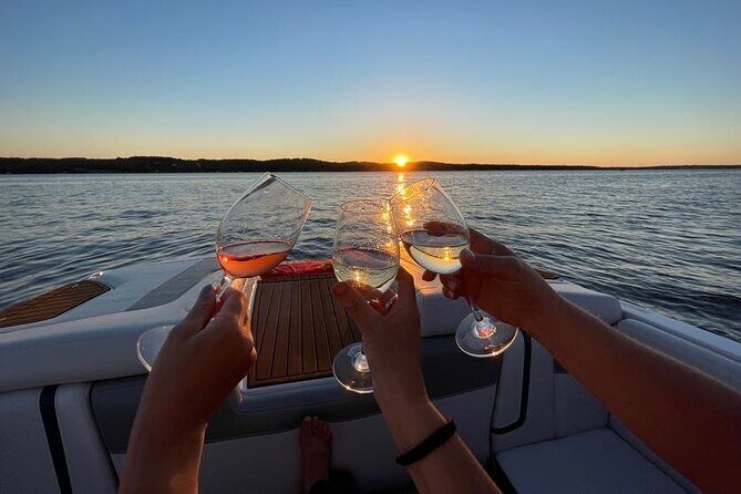 Luxury 2 Hour Sunset Tour Canandaigua Lake-Groups or Individuals - Who Will Love This Cruise?