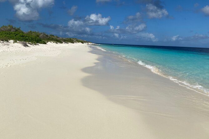 Luxury and Private Snorkel with Beach and Sunset View - FAQs