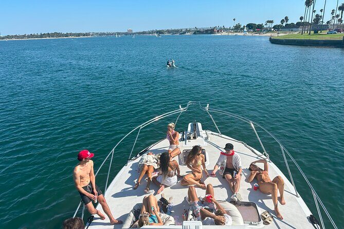 Luxury Bay or Sunset Yacht Cruise in San Diego - Setting the Scene: What You Can Expect