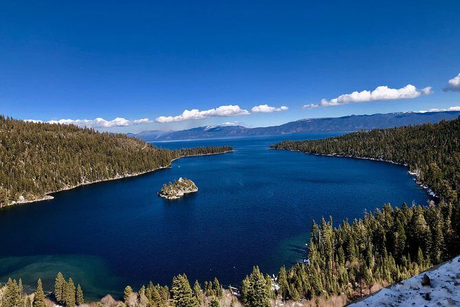 Luxury boat tour of Emerald Bay - An In-Depth Look at the Experience