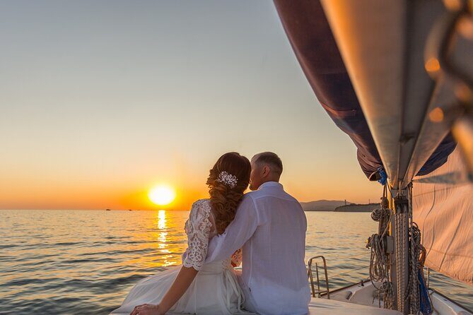 Luxury Diamond Head Sunset Sail - Cost and Value