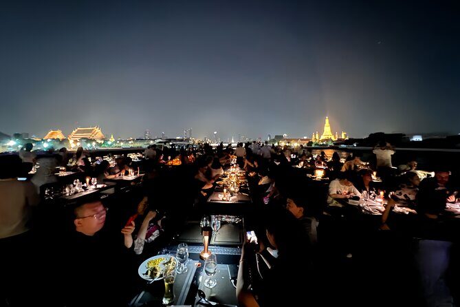 Luxury Dinner Cruise with Private Guide and Hotel Transfer - The Itinerary in Detail: What to Expect