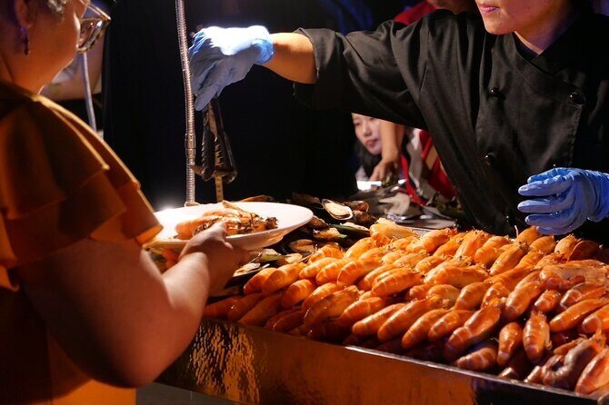 Luxury Dinner Cruise with Private Guide and Hotel Transfer - Who Would Love This Tour?