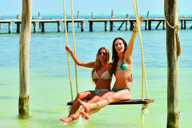 Luxury Experience in a Catamaran Platinum Sailing to Isla Mujeres - FAQs