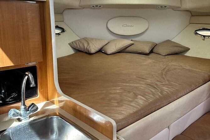 Luxury Experience on Private Yacht 34ft in Cabo - Meeting Point and Practical Details