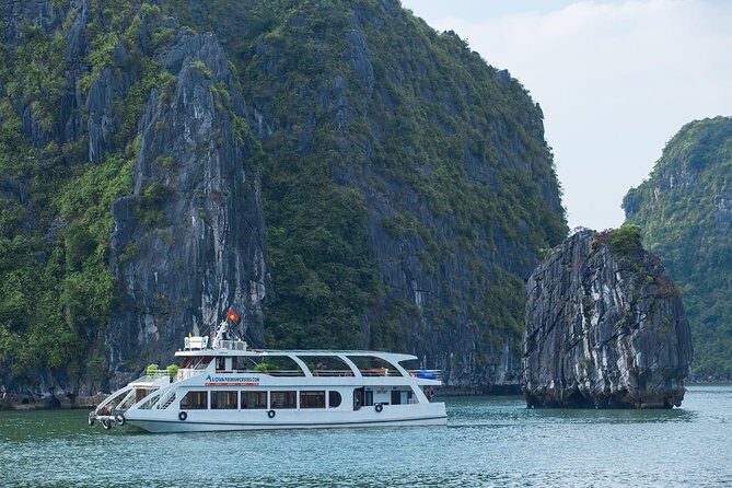 Luxury Halong Bay 1 Day on Cruises From Hanoi with Bus & Lunch - What Travelers Are Saying