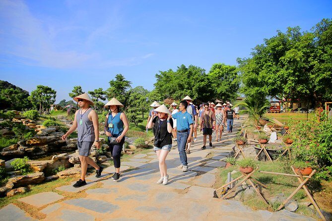 Luxury Hoa Lu Tam Coc Mua Cave 1 Day With Limousine Bus And Lunch - FAQ