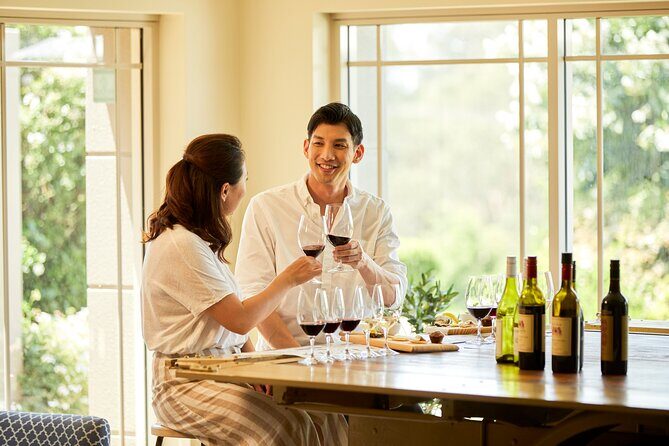 Luxury Hunter Valley Tour: 3 Tastings, Gin, Lunch & Chocolatier - Is This Tour Right for You?