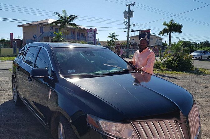 Luxury MKT Town Car Private Roundtrip Transfer - The Breakdown: Itinerary and Experience